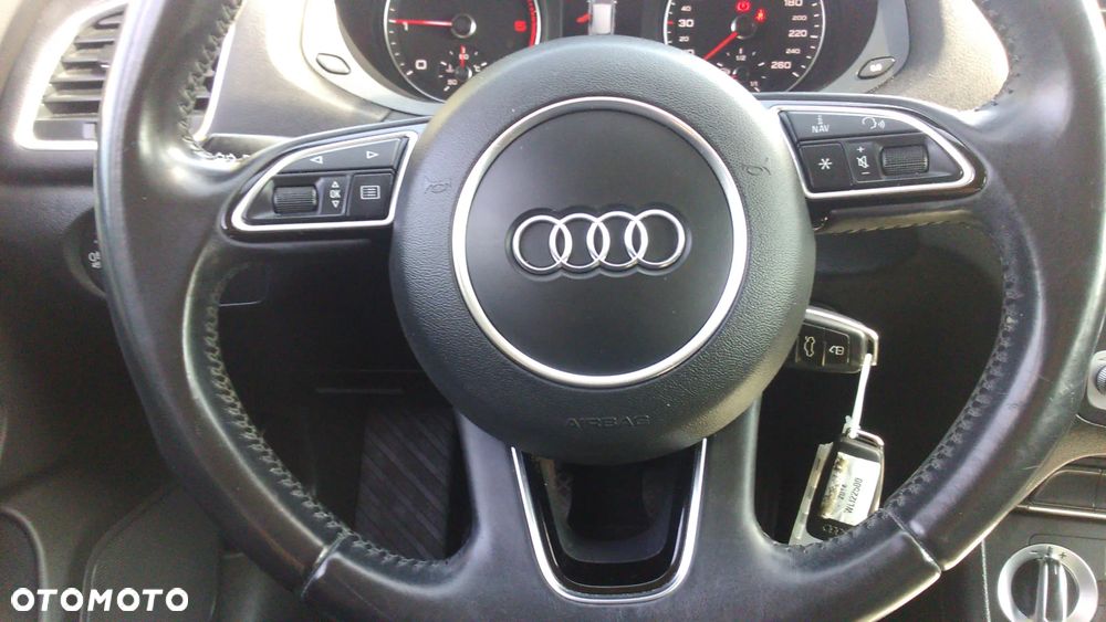 Audi Q3 - 17