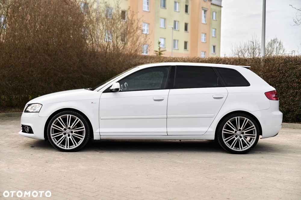 Audi A3 Sportback 1.4 TFSI S line Sportpaket - 9
