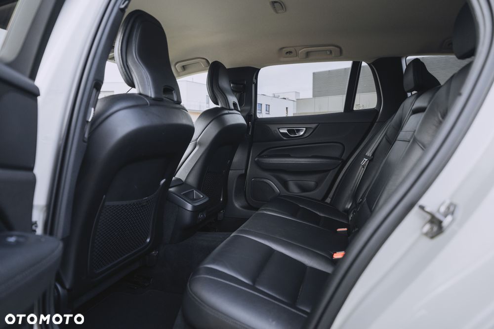 Volvo V60 - 16