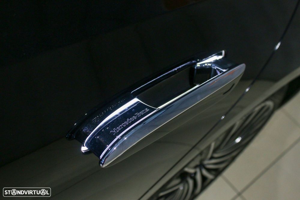 Mercedes-Benz E 300 de - 13