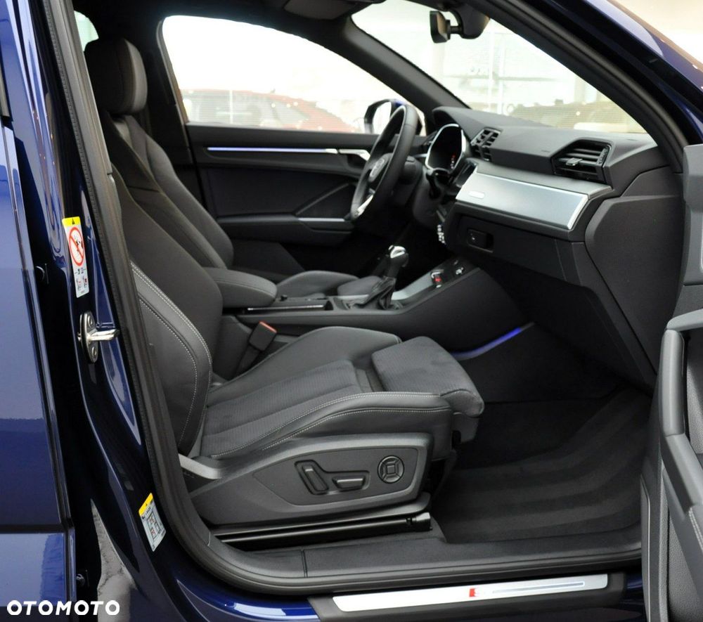 Audi Q3 Sportback - 27