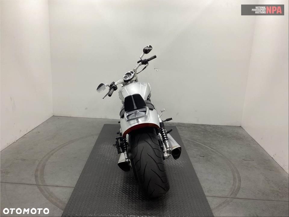 Harley-Davidson V-Rod Muscle - 34