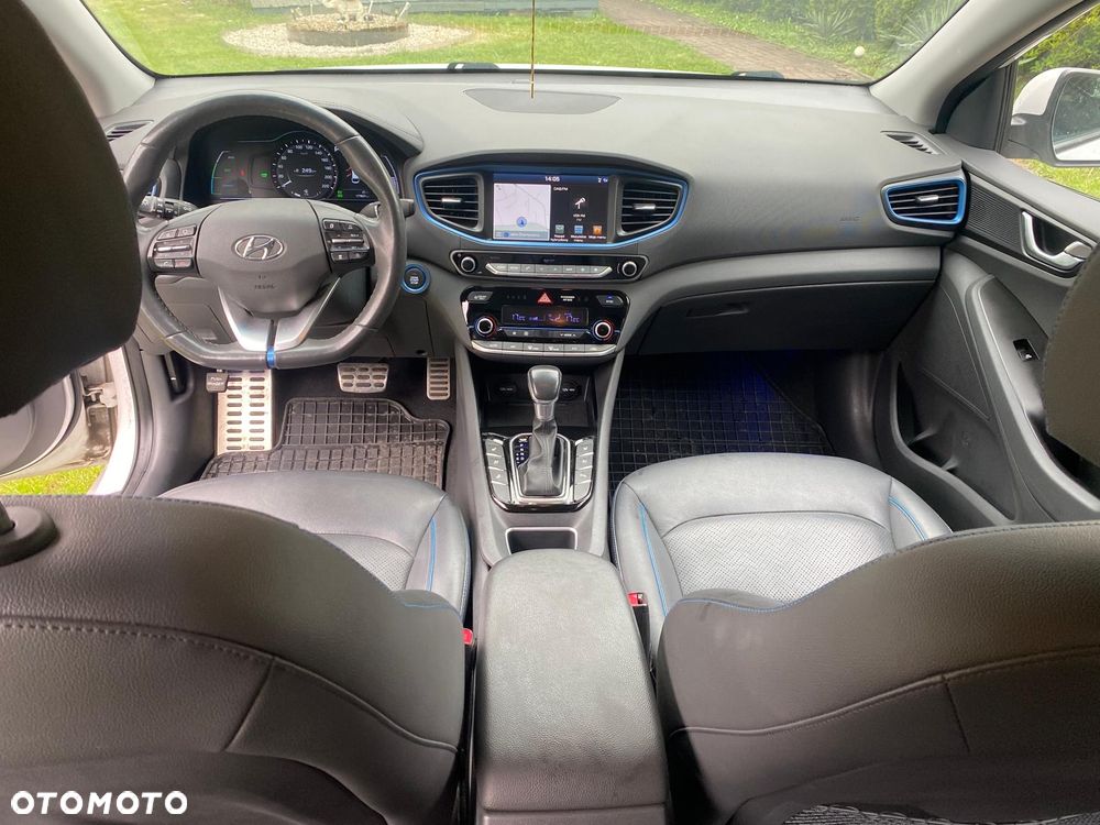 Hyundai IONIQ Hybrid Platinum - 11