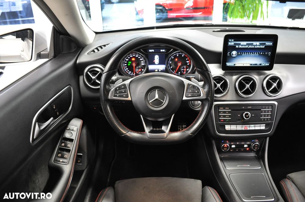 Mercedes-Benz CLA - 12
