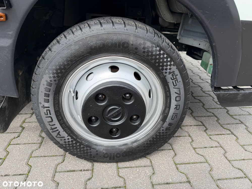 Nissan Cabstar - 7