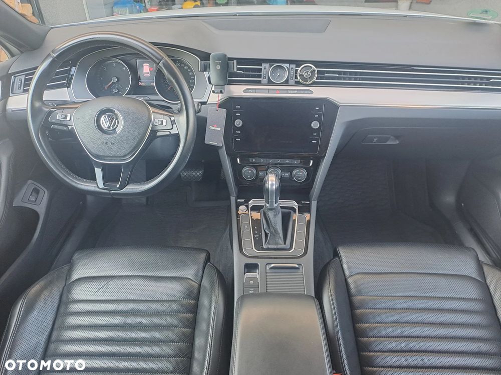 Volkswagen Passat 2.0 TDI SCR (BlueMotion Technology) DSG Highline - 13