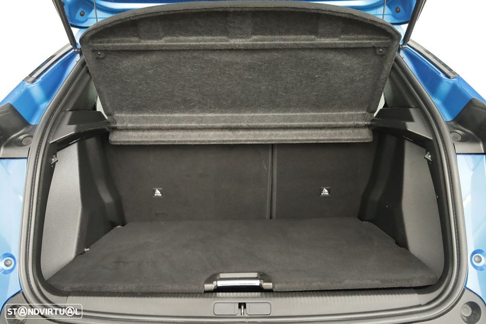 Peugeot 2008 1.2 PureTech Allure - 23