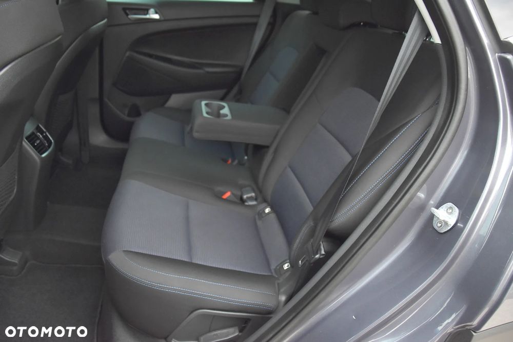 Hyundai Tucson 1.6 GDi 2WD Select - 26