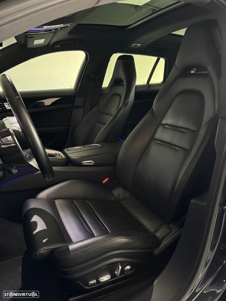 Porsche Panamera Sport Turismo - 13