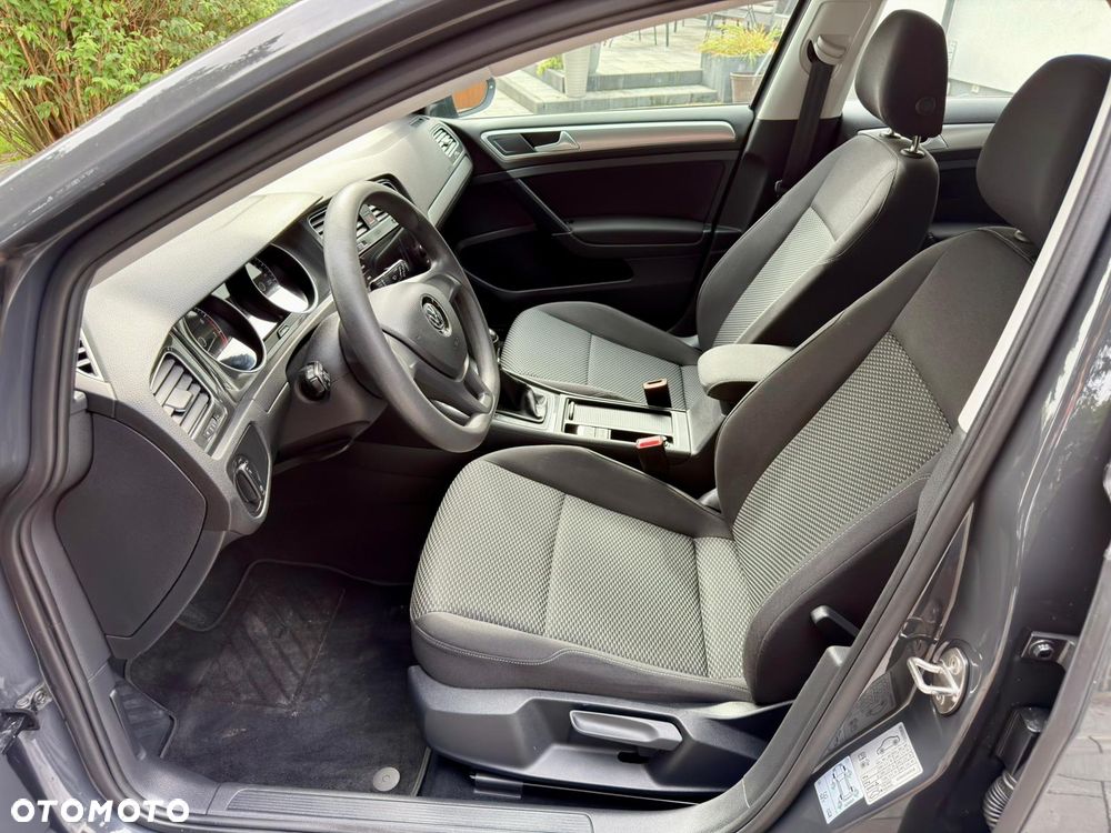 Volkswagen Golf 1.0 TSI BMT Trendline - 9