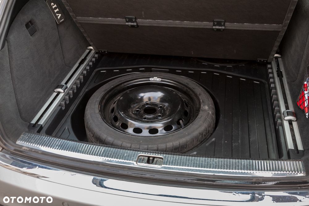 Audi A6 Avant 2.0 TDI Multitronic - 11