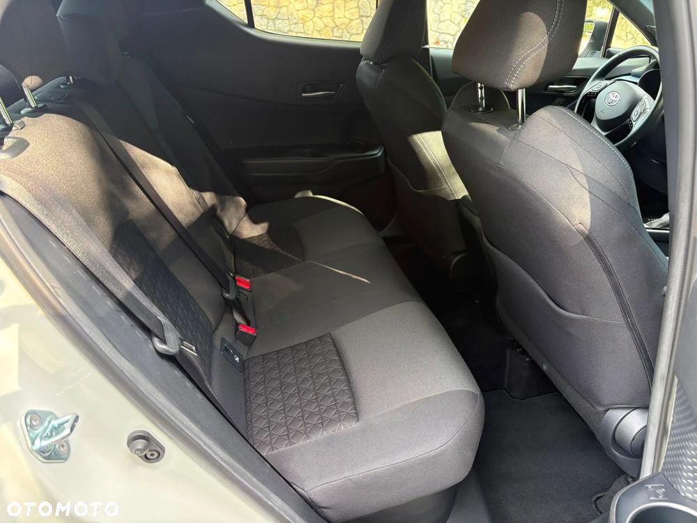 Toyota C-HR 1.8 Hybrid GPF Comfort - 30