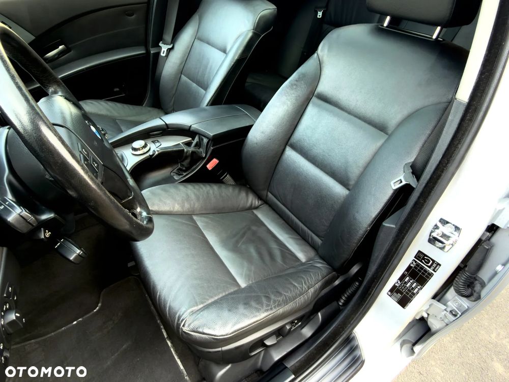 BMW Seria 5 530xi - 14