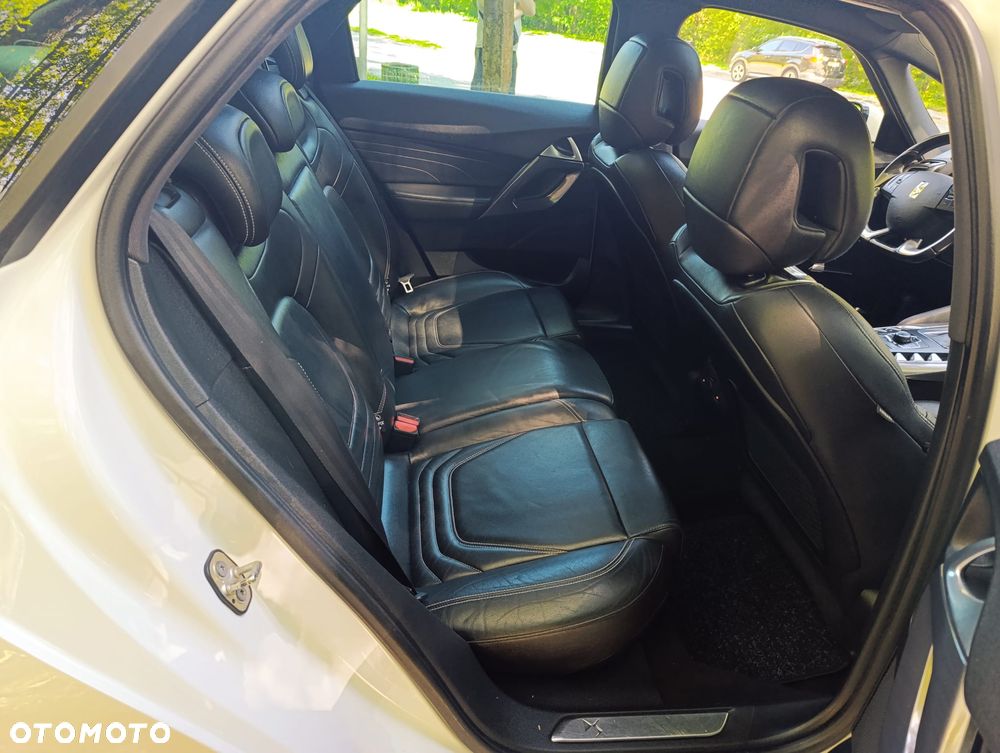 Citroën DS5 BlueHDi 180 SoChic - 12