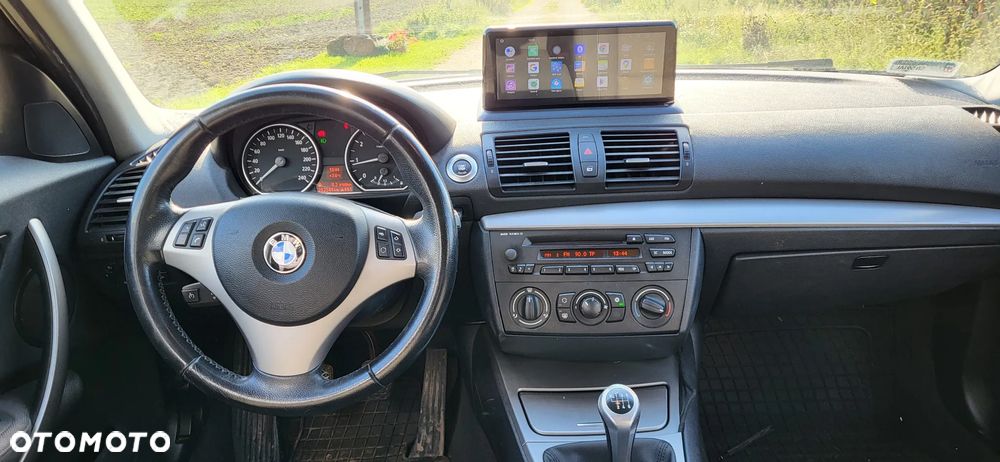 BMW Seria 1 116i - 10