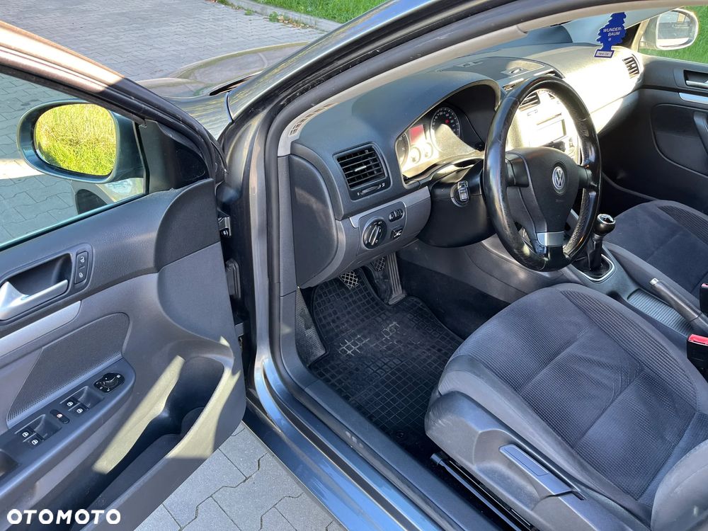 Volkswagen Golf 1.6 Trendline - 9
