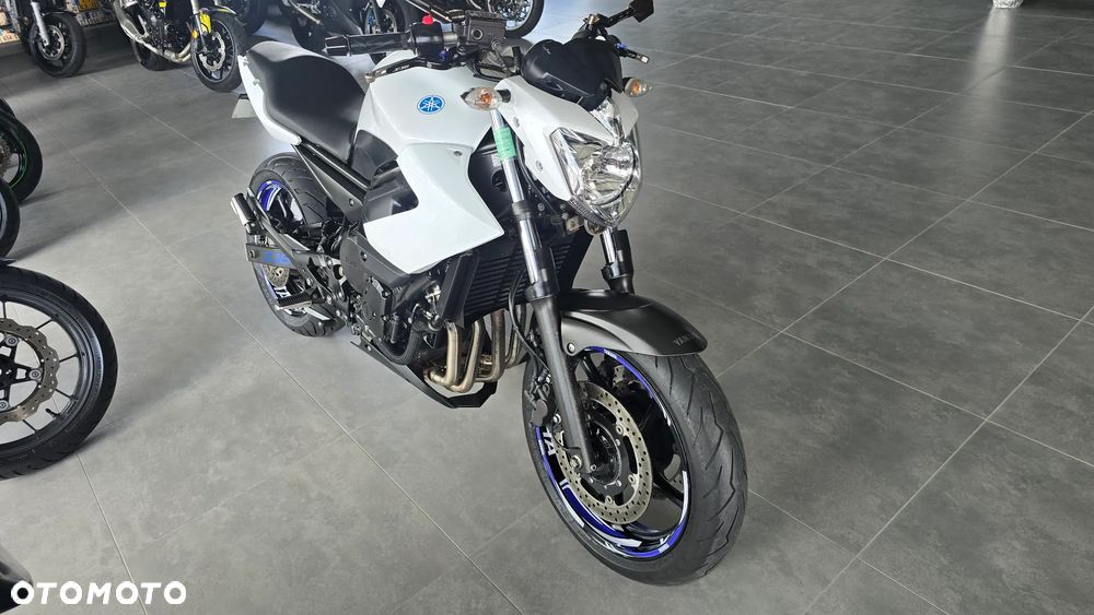 Yamaha XJ - 30