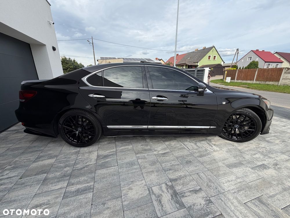 Lexus LS 460 F Sport - 6