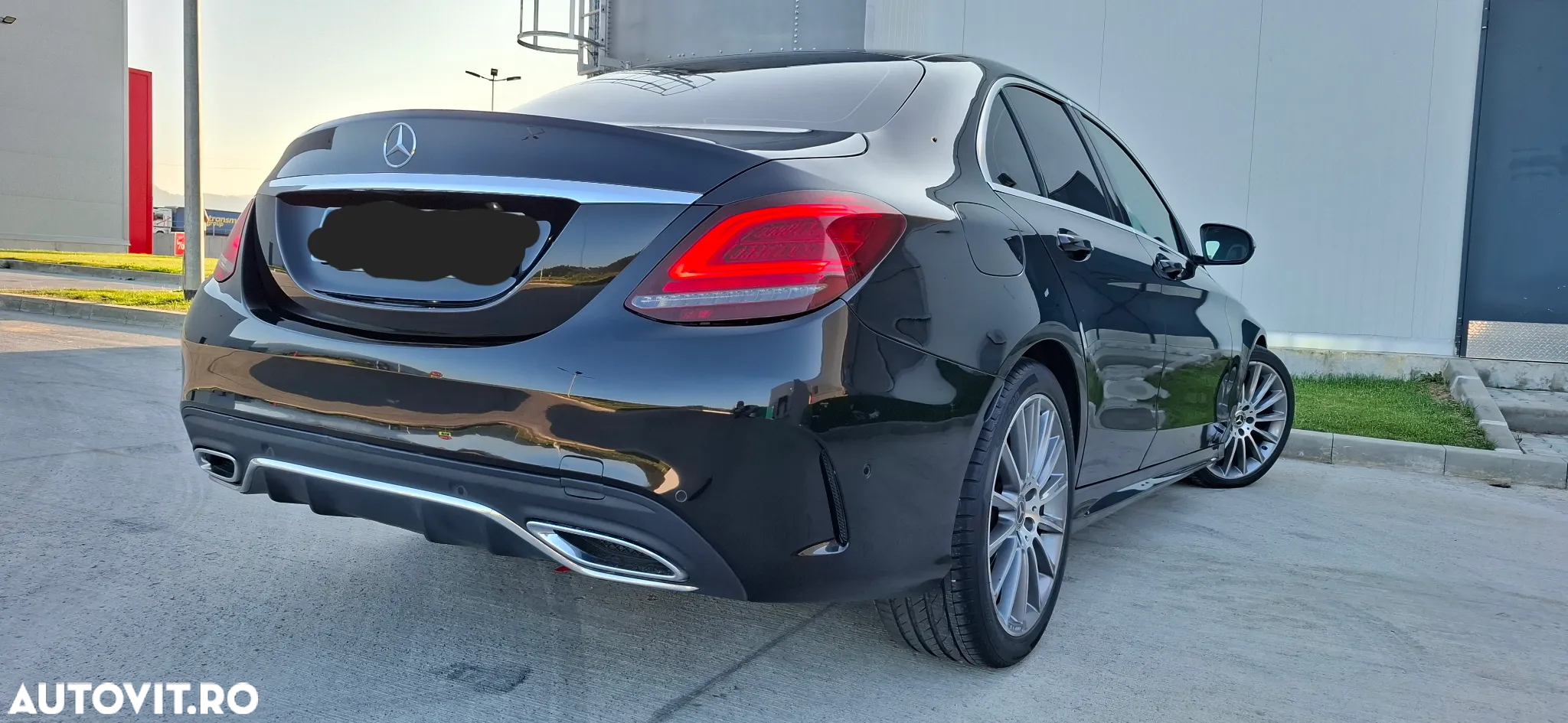 Mercedes-Benz C 200 d T 9G-TRONIC AMG Line - 3