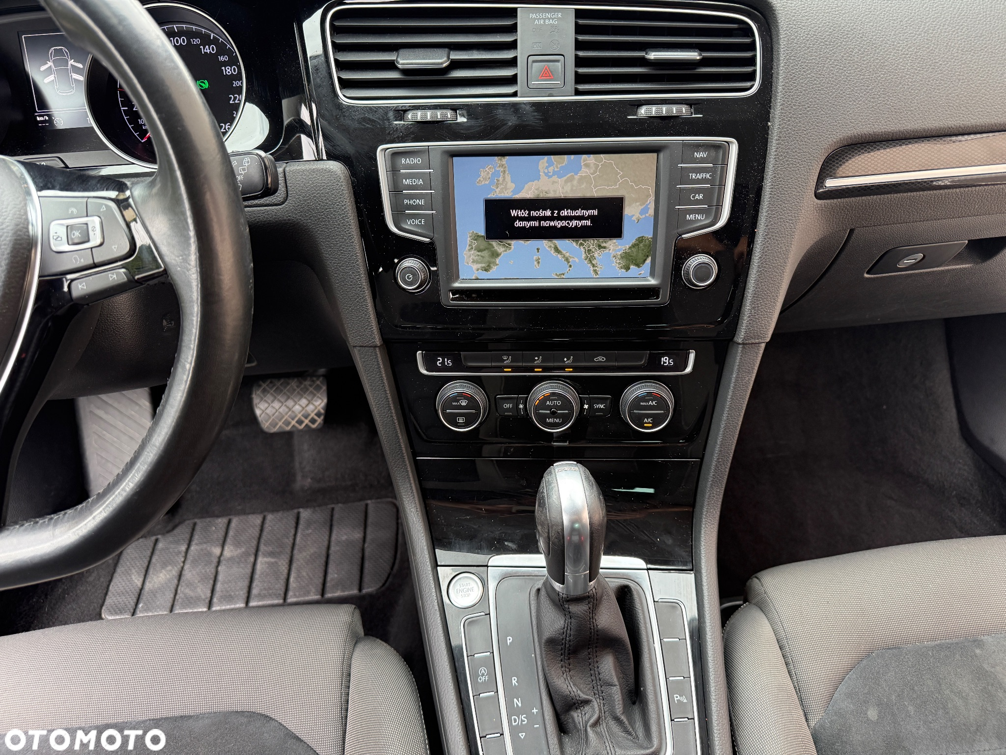 Volkswagen Golf Variant 1.4 TSI (BlueMotion Technology) DSG Highline - 16