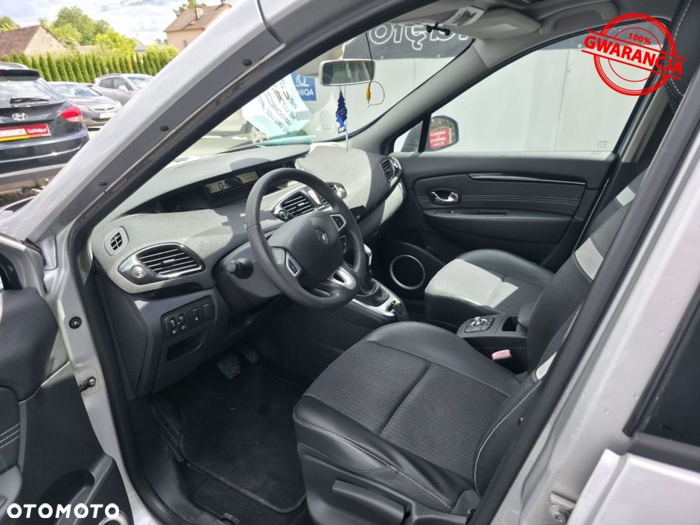 Renault Scenic dCi 110 EDC Paris - 17