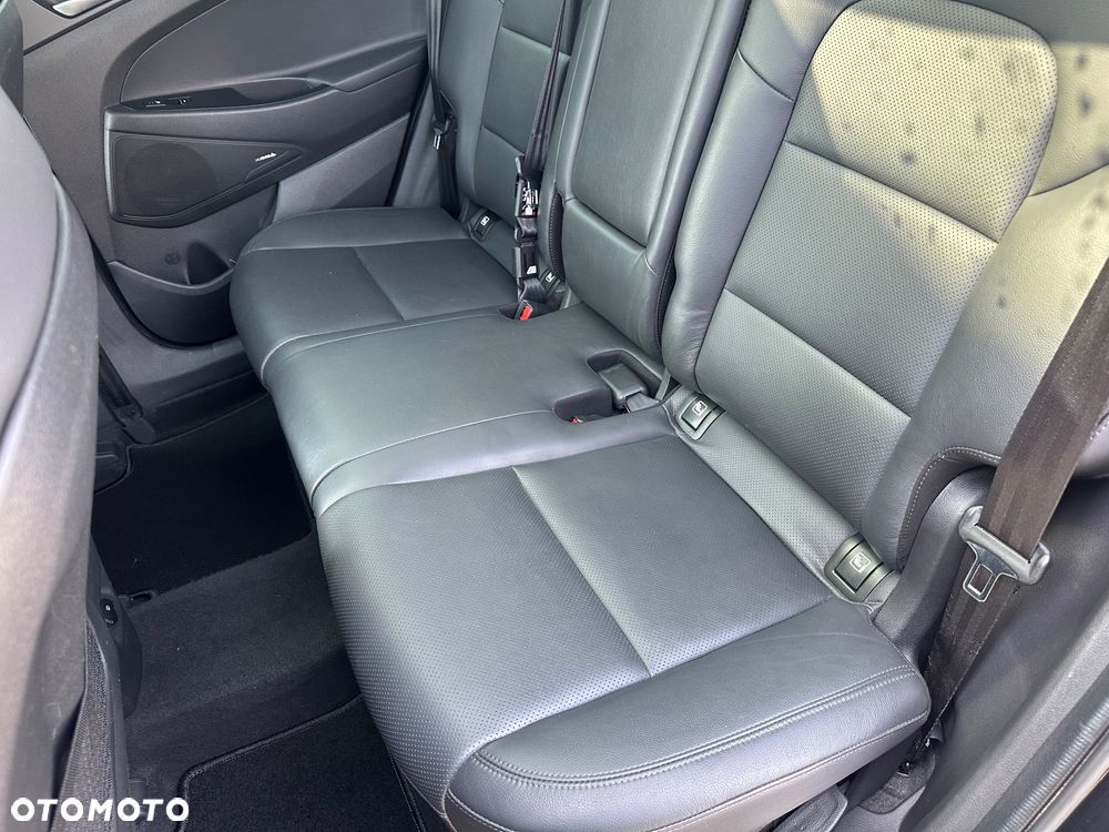 Hyundai Tucson 2.0 CRDi 48V Premium 4WD - 25