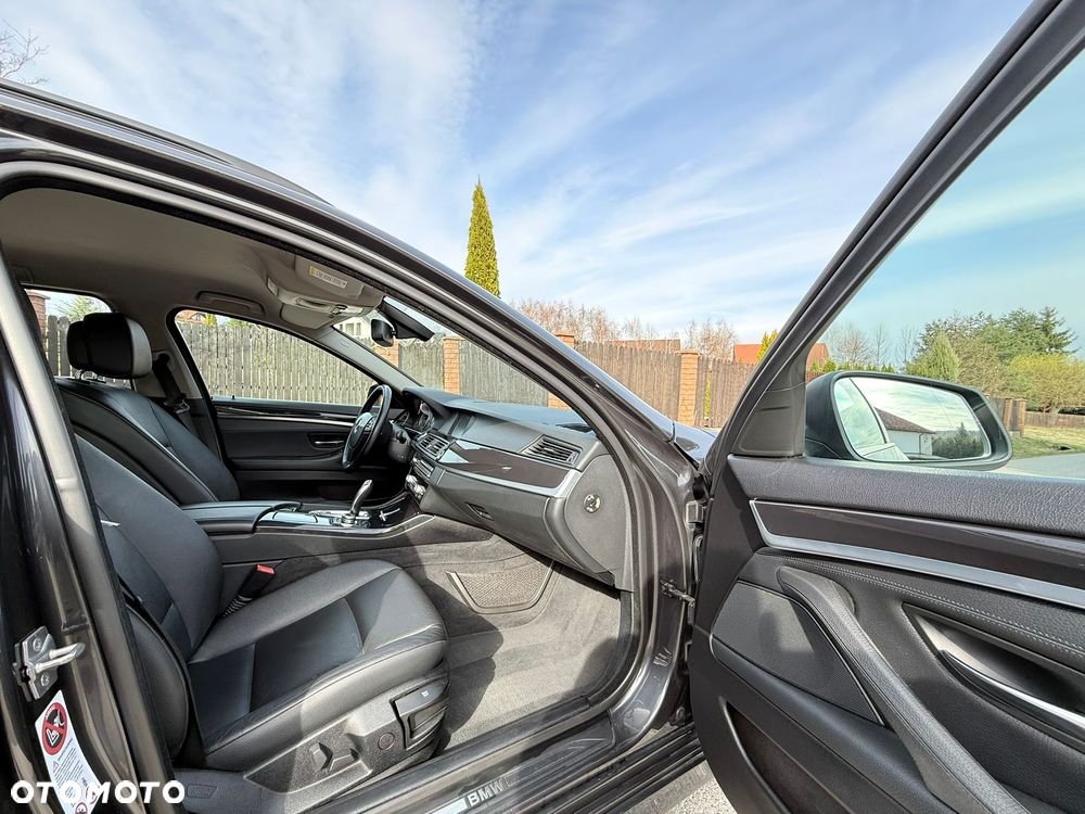BMW Seria 5 520d Modern Line - 23