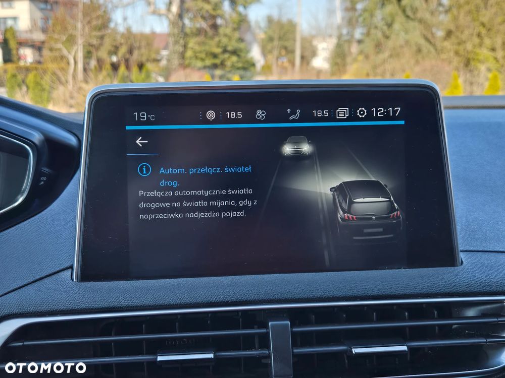 Peugeot 5008 BlueHDi 130 EAT8 Allure Pack - 26