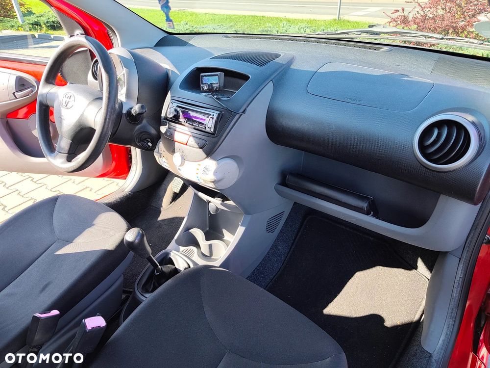 Toyota Aygo 1.0 VVT-i Luna EU5 - 15