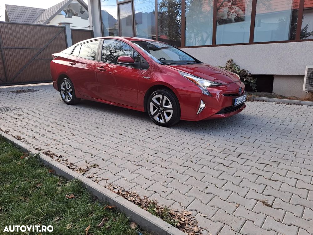 Toyota Prius Hybrid - 6