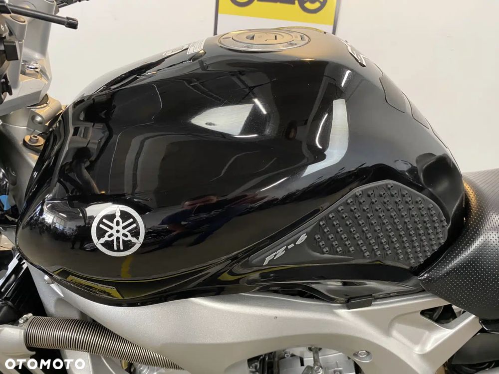Yamaha FZ6 - 22