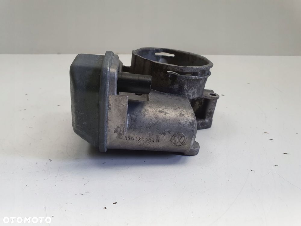 PRZEPUSTNICA VW Golf V 2.0 TDI _ 03G128063Bprzepustnica - 5