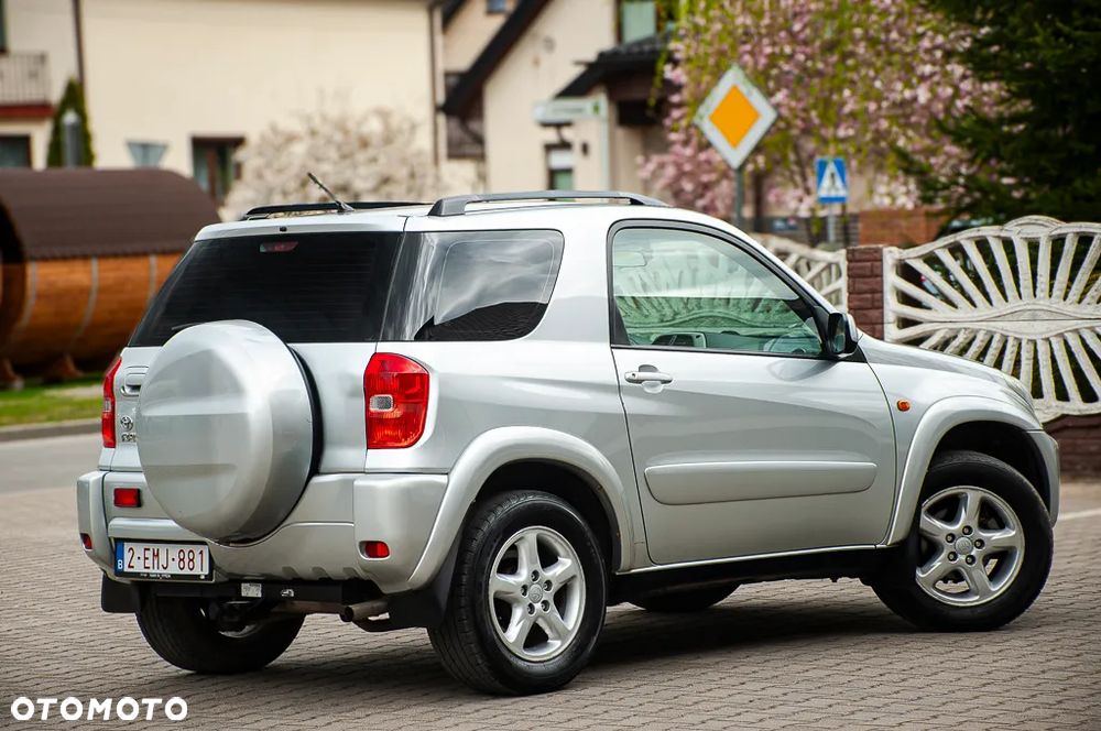 Toyota RAV4 2.0 VVT-i Sol - 25
