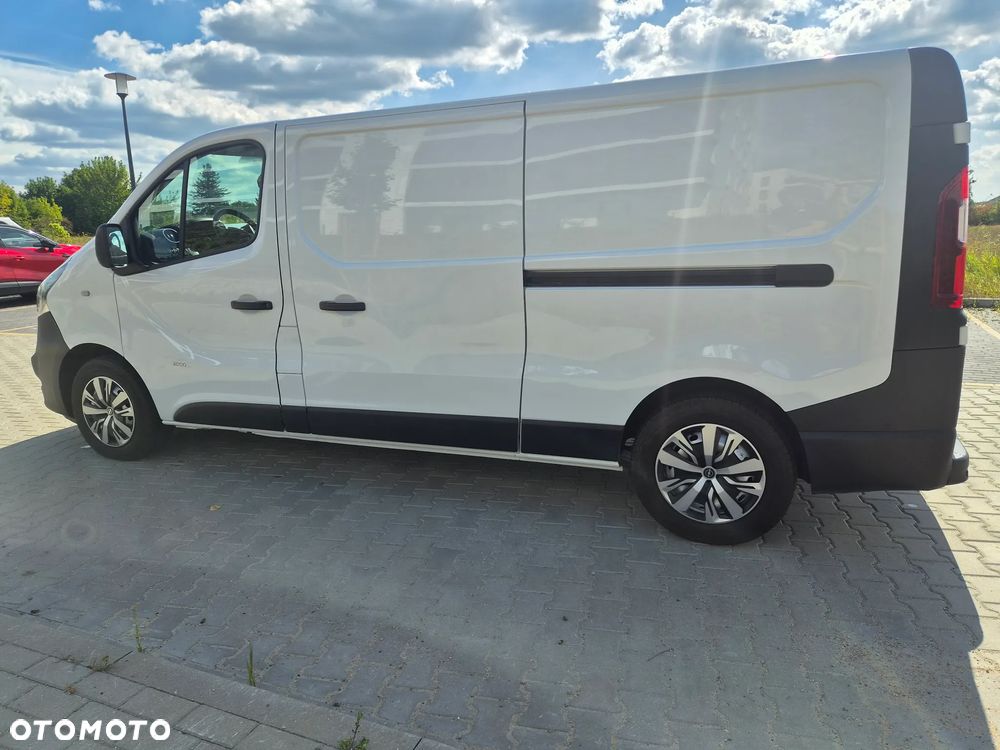 Opel Vivaro - 2