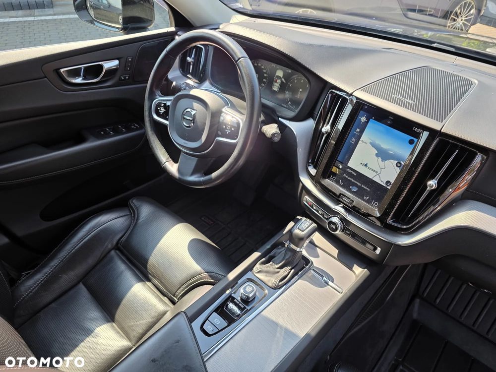 Volvo XC 60 B5 B AWD Inscription - 22
