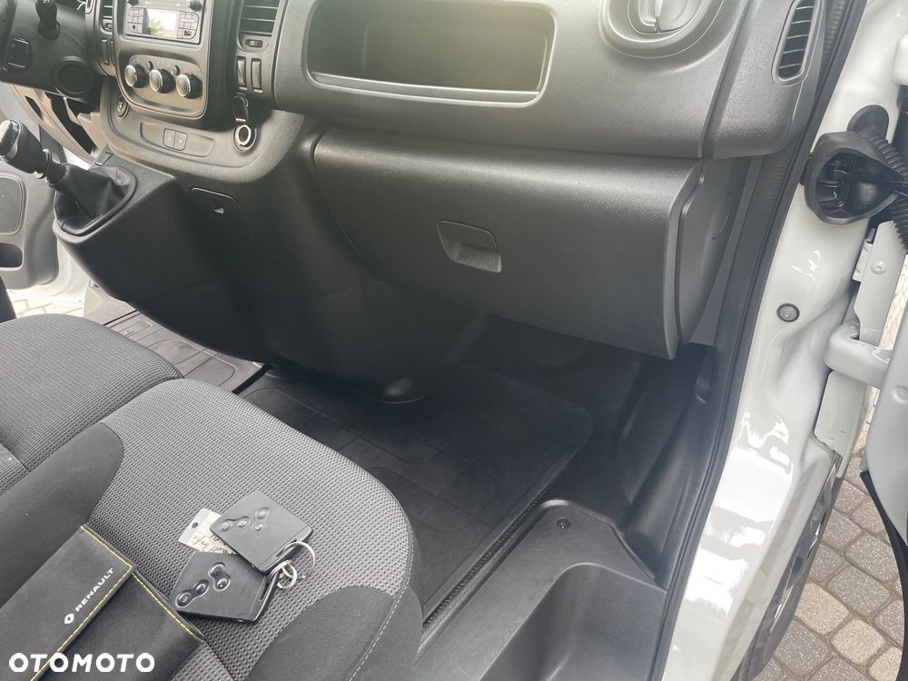 Renault Trafic Long Custom Vivaro Scudo Talento T6 Primastar Expert Jumpy - 22