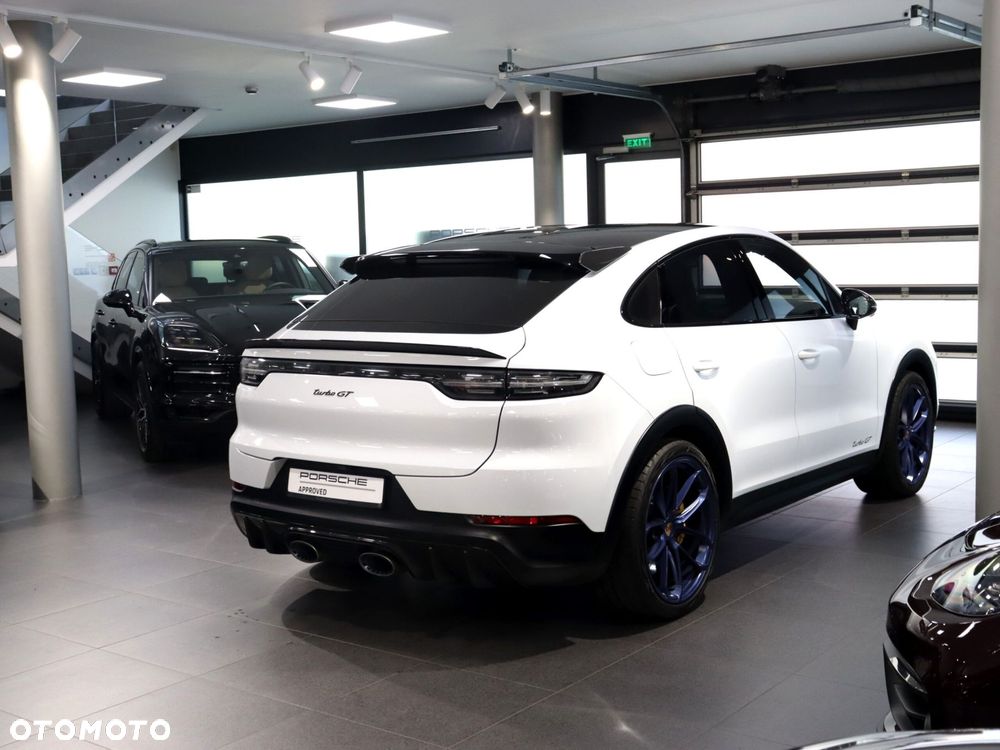 Porsche Cayenne Turbo GT - 5