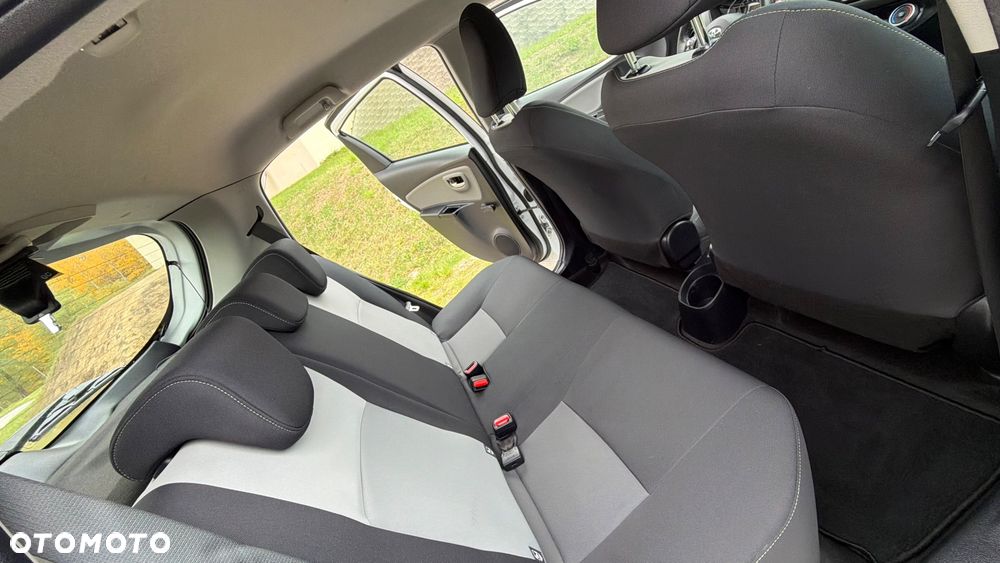 Toyota Yaris - 8