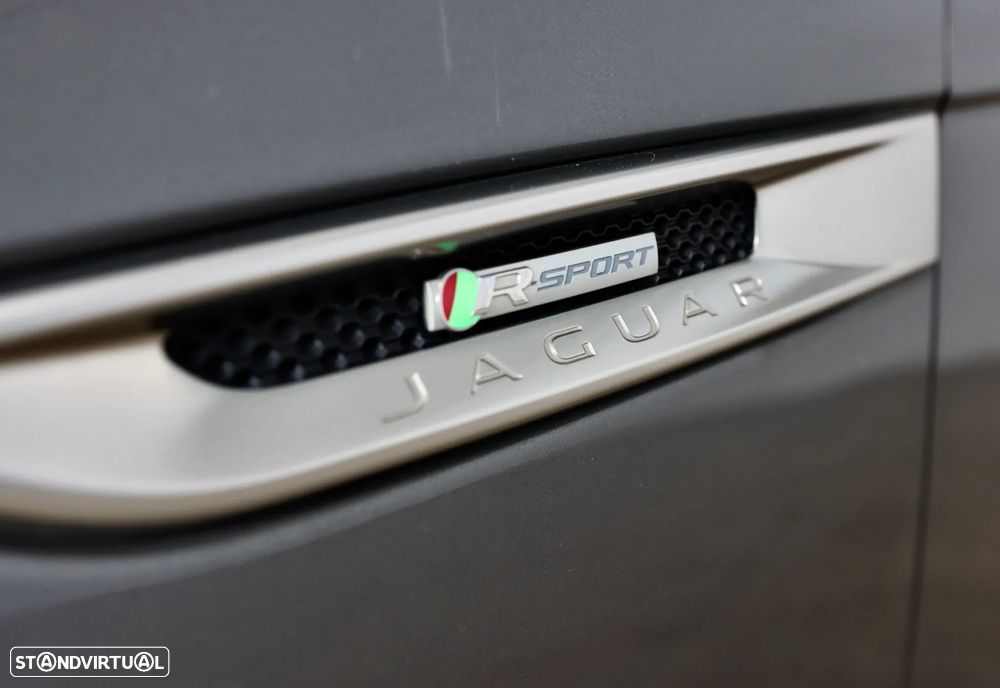 Jaguar F-Pace 25d AWD Aut. R-Sport - 4