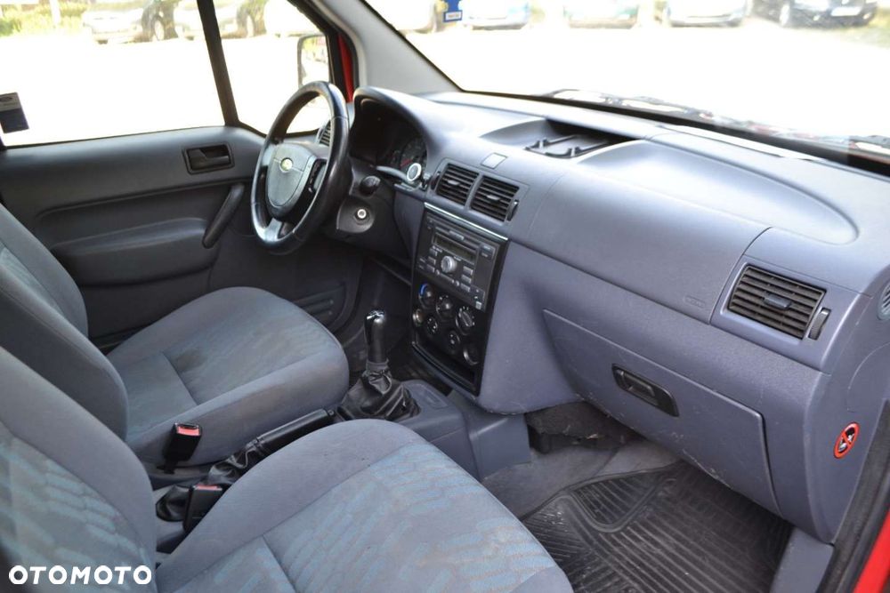 Ford Tourneo Connect - 10