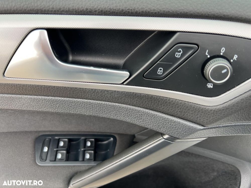 VOLKSWAGEN Golf 2020 — imagine 31