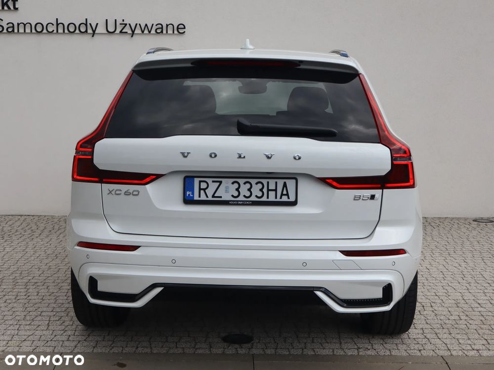 Volvo XC 60 B5 B AWD Ultra Dark - 6
