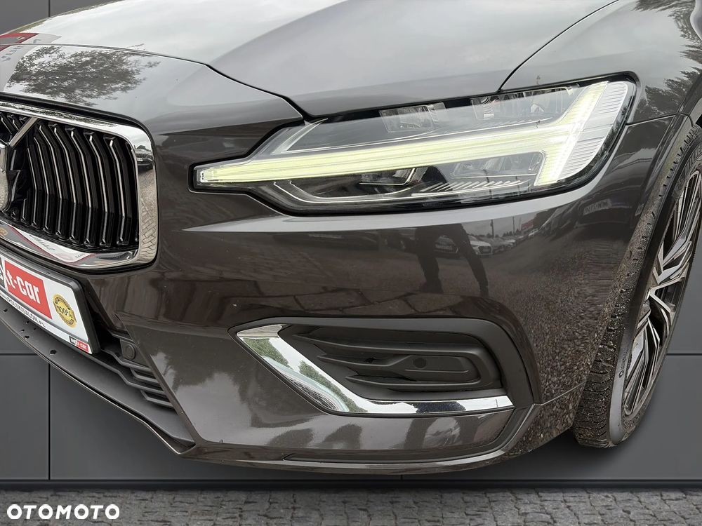 Volvo V60 B4 B Plus Bright - 33