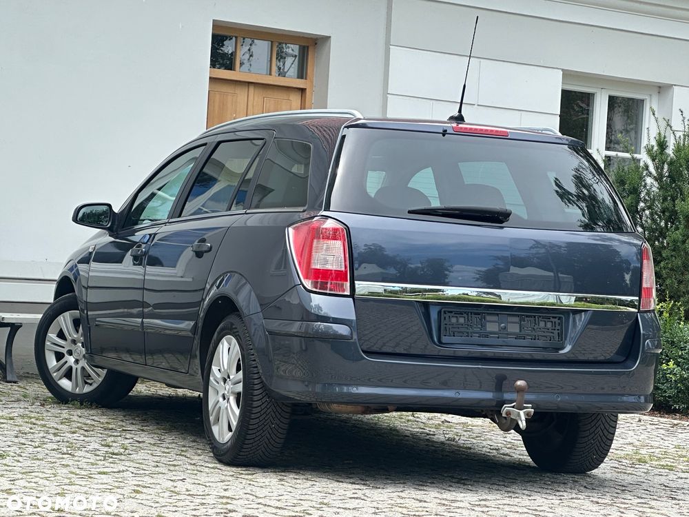Opel Astra 1.6 Essentia EasyTronic - 17