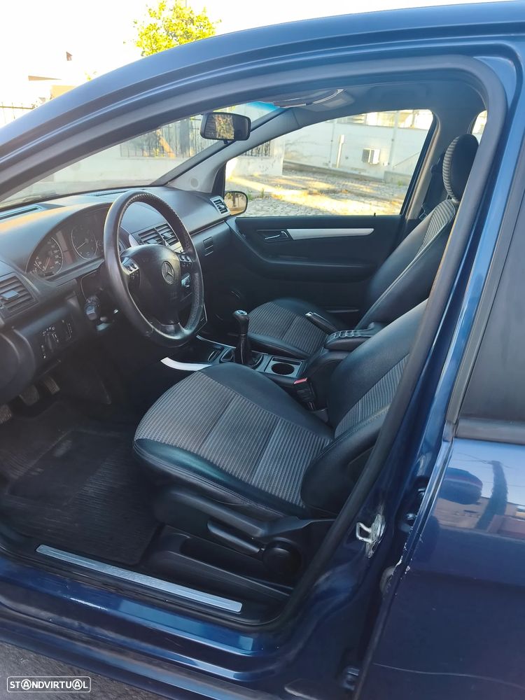 Mercedes-Benz A 150 Elegance - 11