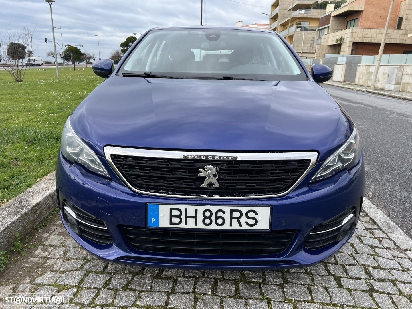 Peugeot 308 SW 1.5 BlueHDi Allure EAT8 - 4
