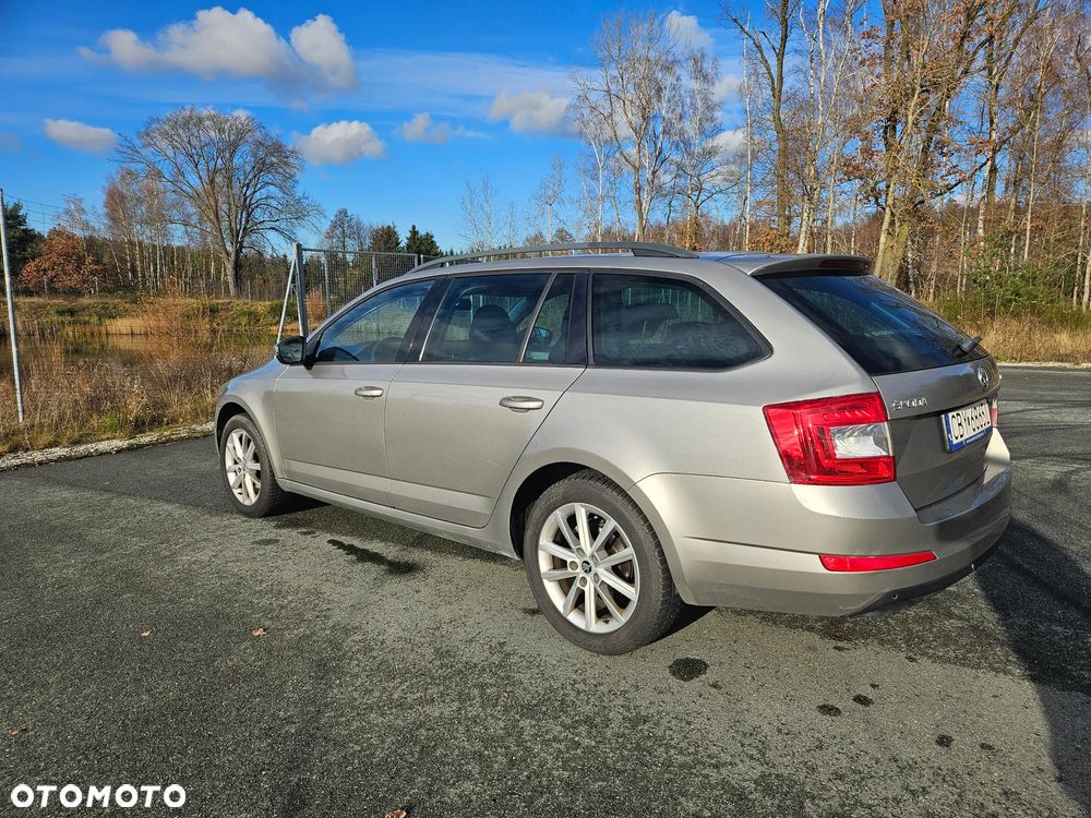Skoda Octavia 2.0 TDI Ambition DSG - 3