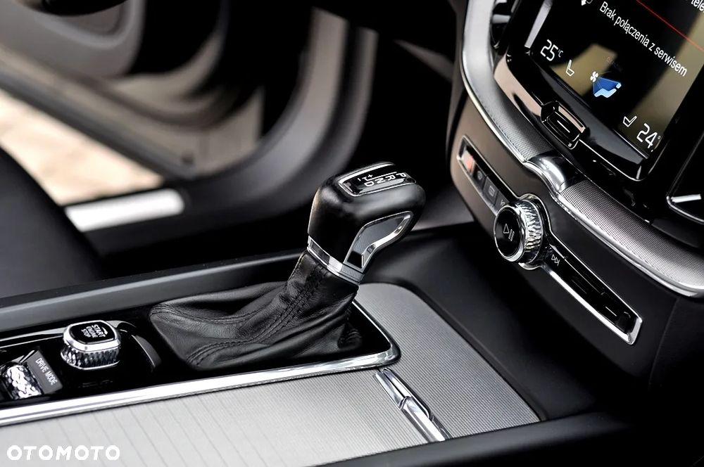 Volvo XC 60 T5 AWD Inscription - 33