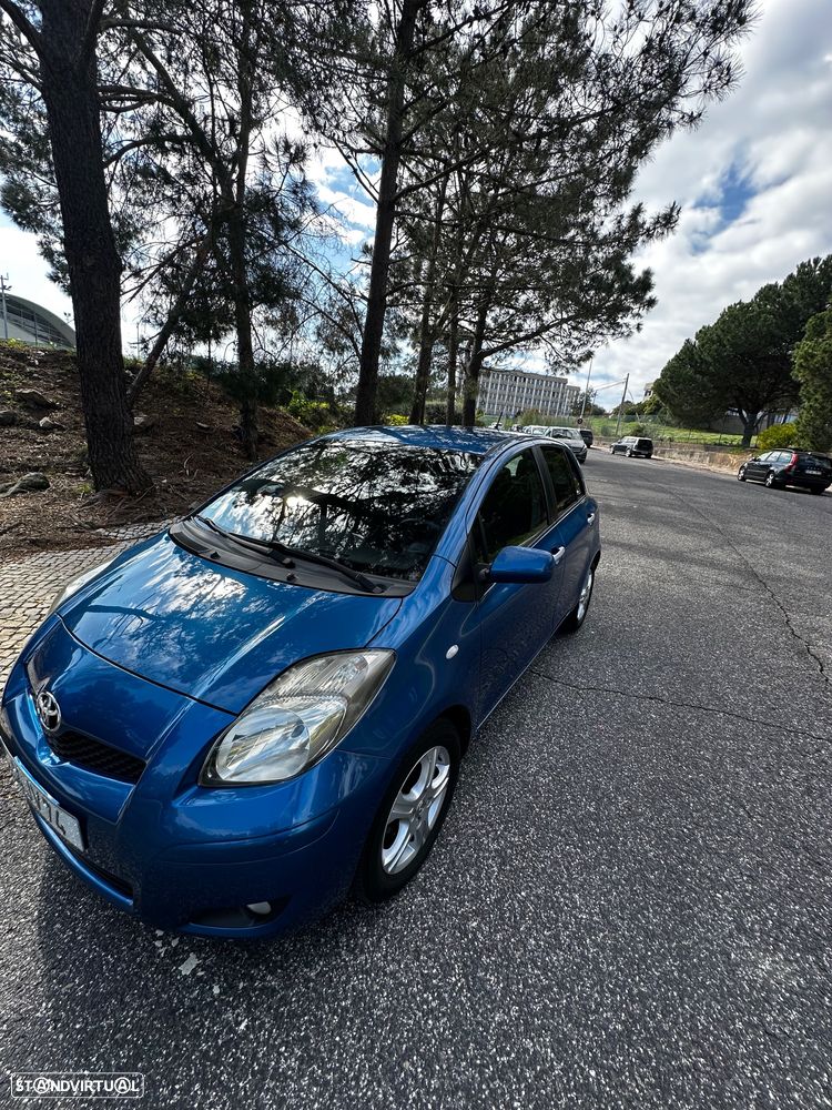 Toyota Yaris 1.0 VVT-i Sport - 3