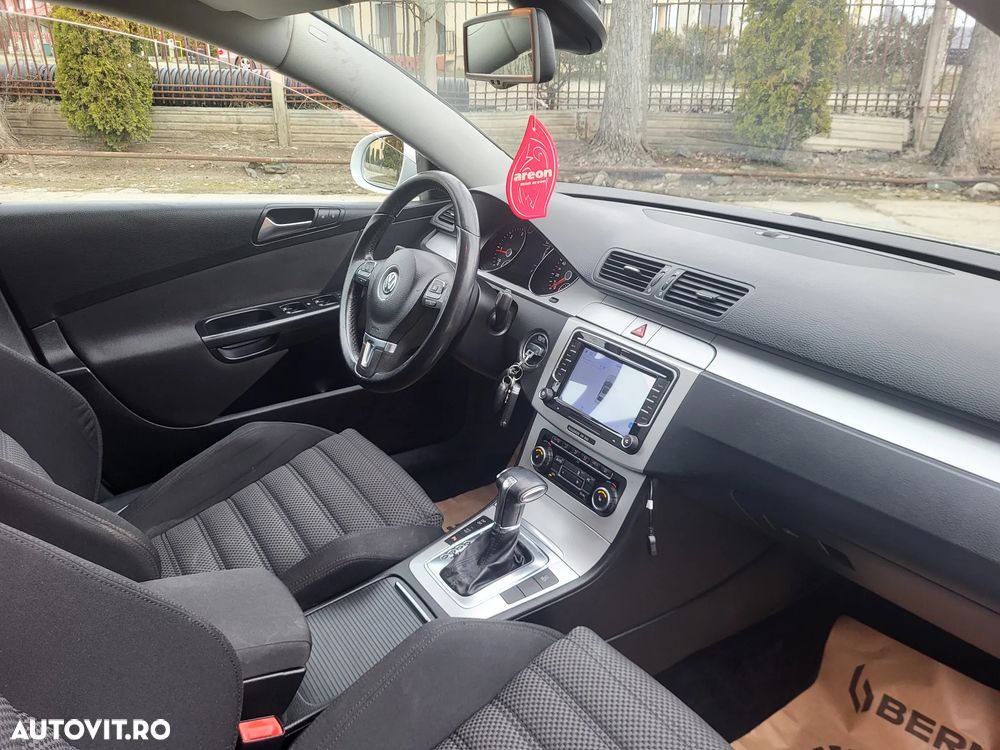 Volkswagen Passat 2.0 TDI DPF DSG R-Line Edition Plus - 11